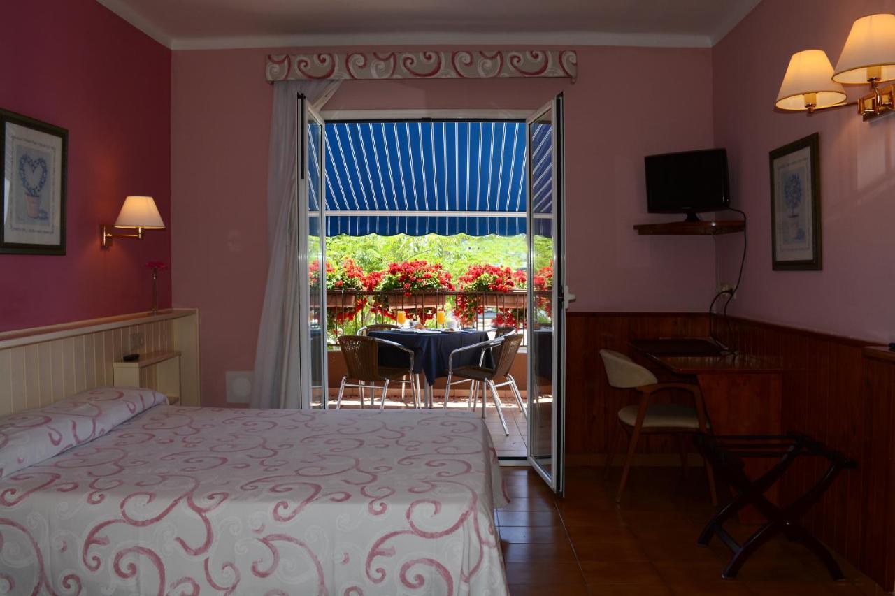 Casa feliu Hotel Santa Susanna Exterior foto